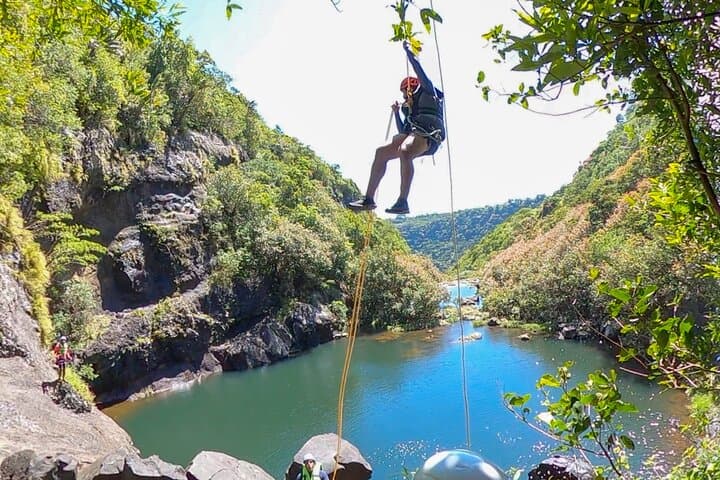 Tamarind Falls Abseiling: 7 Cascades Canyoning Adventure in Mauritius