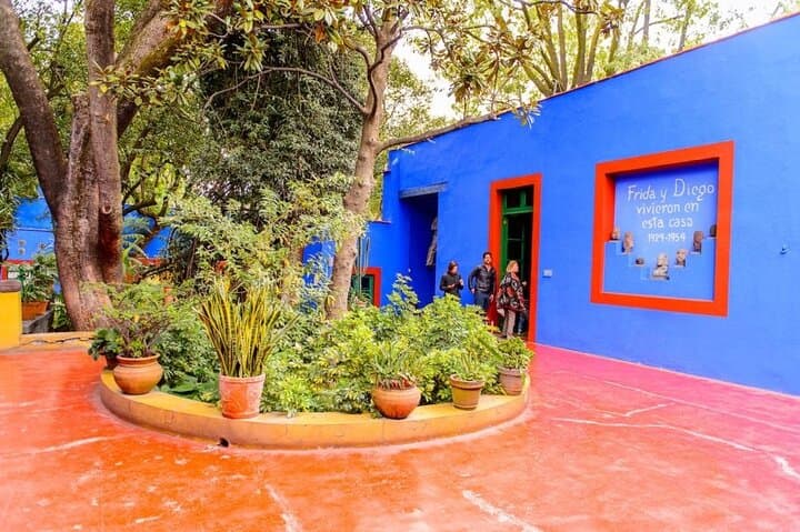 Inside Frida's Blue House: Private Tour of the Frida Kahlo Museum in Coyoacán photo 2