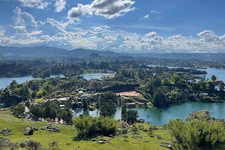 Guatapé & El Peñol Day Trip from Medellín: Climb, Color, and Reservoir Views photo 2