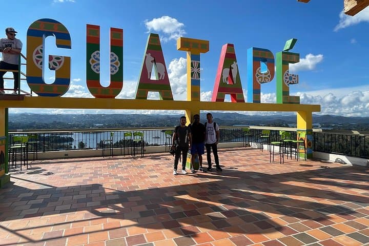 Guatapé & El Peñol Day Trip from Medellín: Climb, Color, and Reservoir Views photo 3