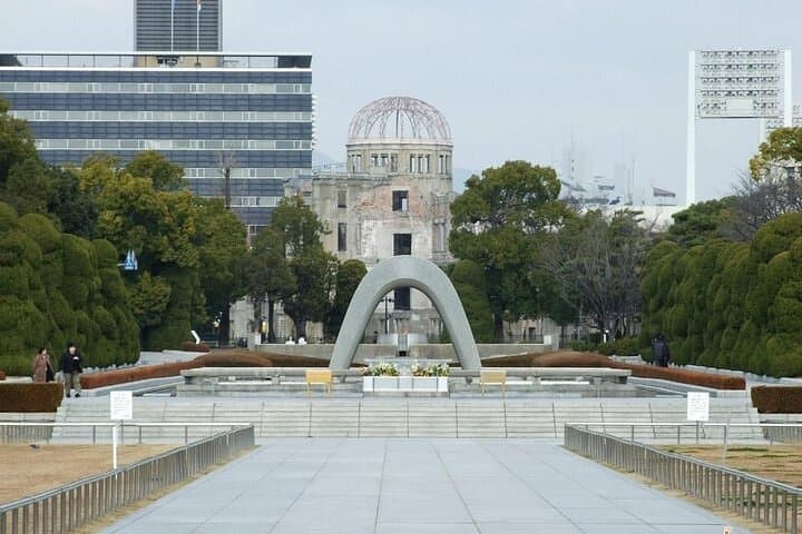 One-Day Hiroshima and Miyajima Walking Tour: Peace Park to the Floating Torii photo 4