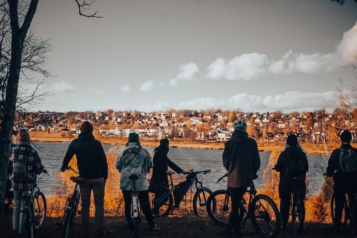 Around Viljandi: Two-Hour Guided Bike Tour of Castle Hills and Lake