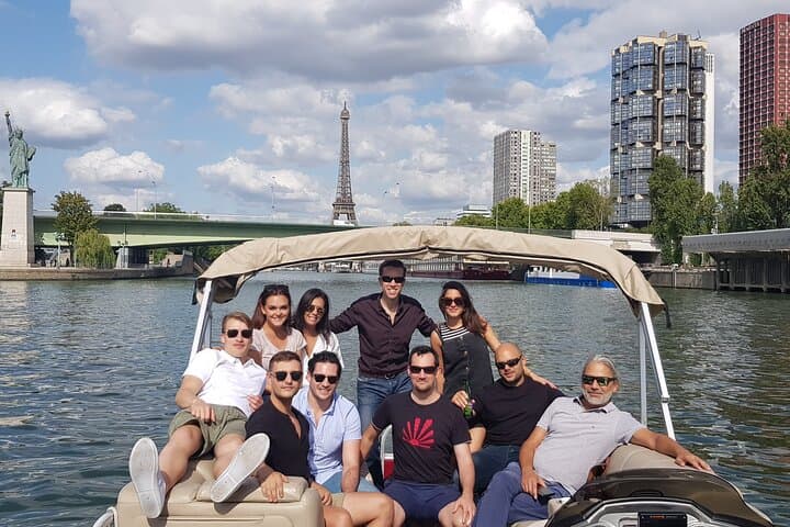 Private Seine River Cruise in Paris — 90-Minute Tour Past Louvre, Notre-Dame & Eiffel photo 1