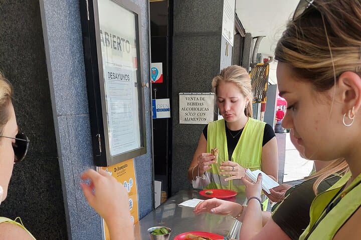 Mexico City E-Bike Tour: Tacos, Churros & Chapultepec Highlights photo 4