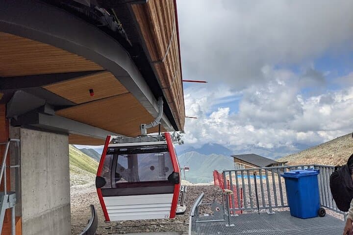 Day Trip to Kazbegi & Gergeti Trinity from Tbilisi — Gudauri, Ananuri & Mtskheta photo 3