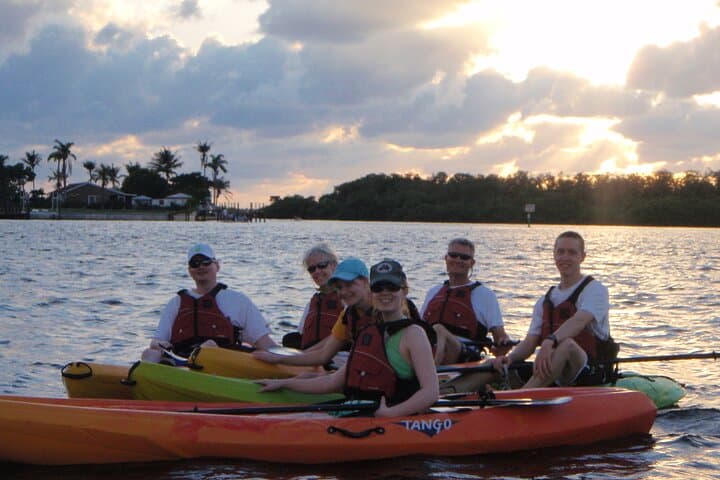 Sunset Kayak Tour in Pelican Bay — Fort Myers Beach Mangrove Paddle photo 4