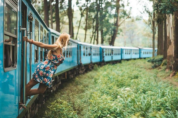 Kandy and Nuwaraeliya Two-Day Tea Country Tour: Temple, Falls & Gardens photo 4