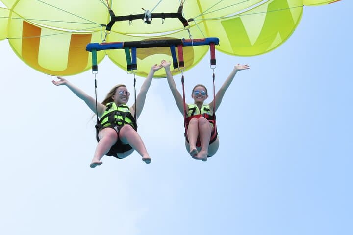 Cancun Combo Adventure: Parasail 260ft and 4-Stop Snorkel Tour photo 4