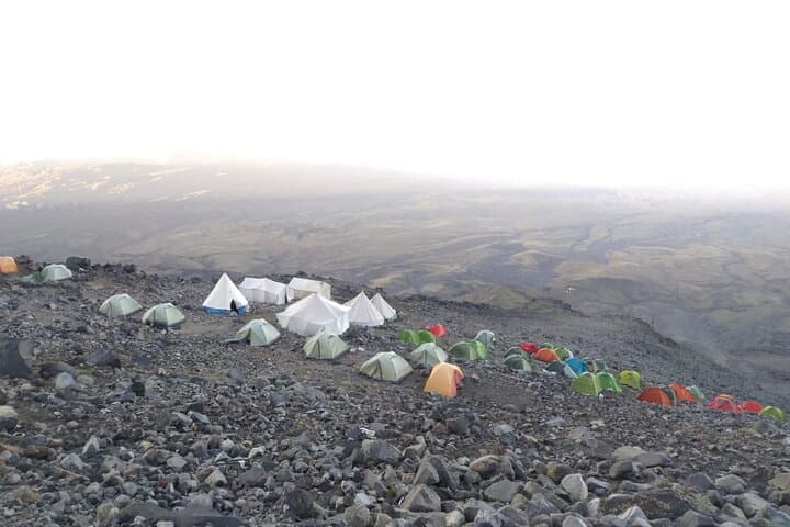 Trekking Mount Ararat: 7-Day Guided Summit to 5137m photo 6