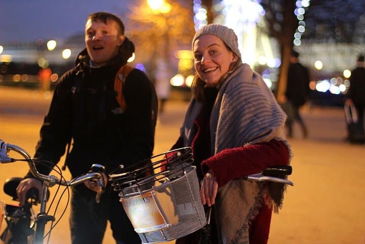 Paris Christmas Guided Bike Tour — Evening Lights & Holiday Markets photo 4