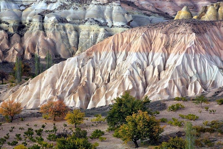 Cappadocia Red Tour: Full-Day Minivan Sightseeing of Göreme, Pasabag & Avanos