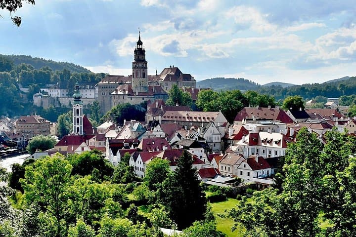 Private Day Tour from Vienna to Cesky Krumlov: UNESCO Castle & Vltava River Experience photo 2