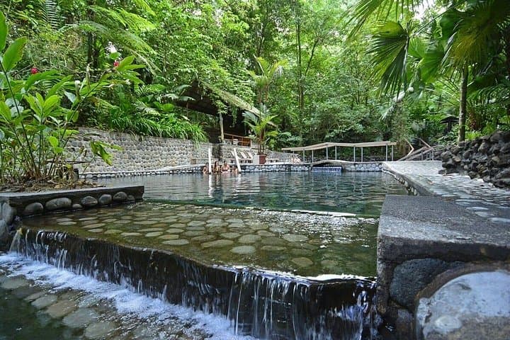EcoTermales Hot Springs in La Fortuna: Arenal's Intimate Thermal Pools photo 2