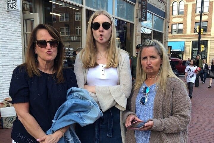 Newport News Scavenger Hunt: App-Led City Adventure with Remote Host photo 4