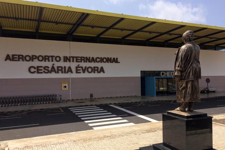 Private Airport Transfer from Cesária Évora Int (VXE) to Mindelo & Harbor photo 2