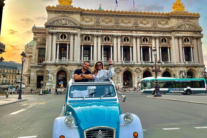 Private Citroën 2CV Ride in Paris: 2-Hour Vintage City Tour photo 3
