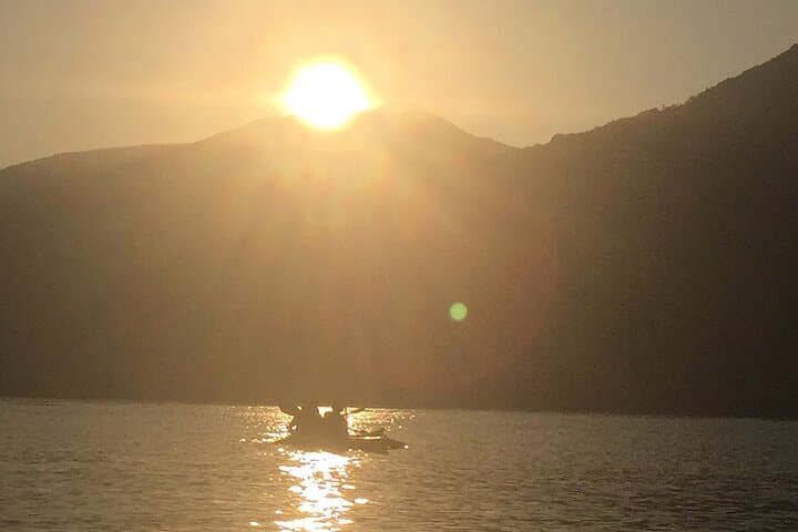 Sunset Kayak Along Lake Como's Villa-Studded Shoreline photo 2