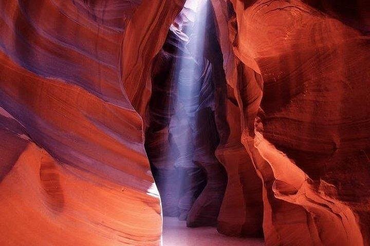 Photographing Upper Antelope Slot Canyon: Guided Morning Tour in Page, AZ photo 1