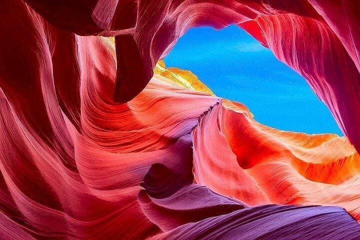 Photographing Upper Antelope Slot Canyon: Guided Morning Tour in Page, AZ photo 3