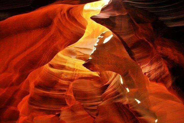 Photographing Upper Antelope Slot Canyon: Guided Morning Tour in Page, AZ photo 4