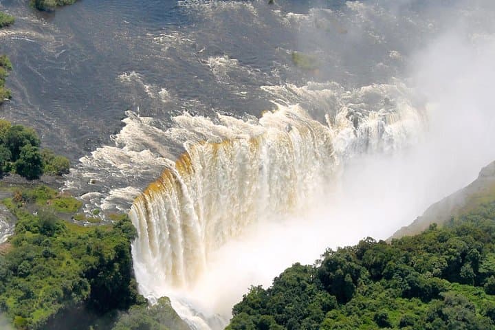 Guided Tour of Victoria Falls (Zimbabwe Side): Best Viewpoints, Tips & What to Expect photo 6