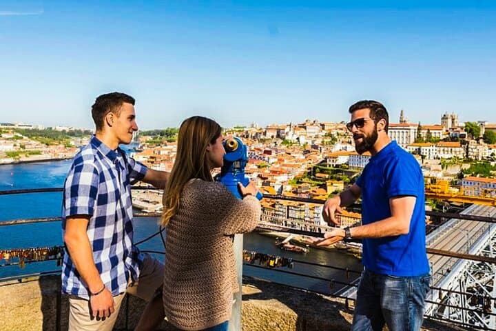 Private Porto Walking Tour with Licensed Historian — Cathedral, São Bento & Local Gastronomy photo 4