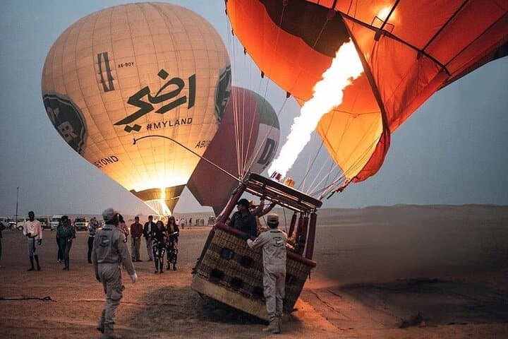 Dubai Desert Hot Air Balloon Sunrise Experience