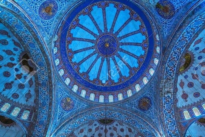 Istanbul Highlights: Sultanahmet Walking Tour & 90-Minute Bosphorus Cruise