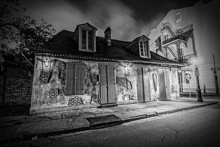 New Orleans Paranormal Investigation: French Quarter Ghost Walk with EMF Tools