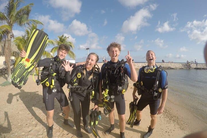 Discover Scuba Diving in Curaçao: PADI Intro with Hotel Pickup photo 4