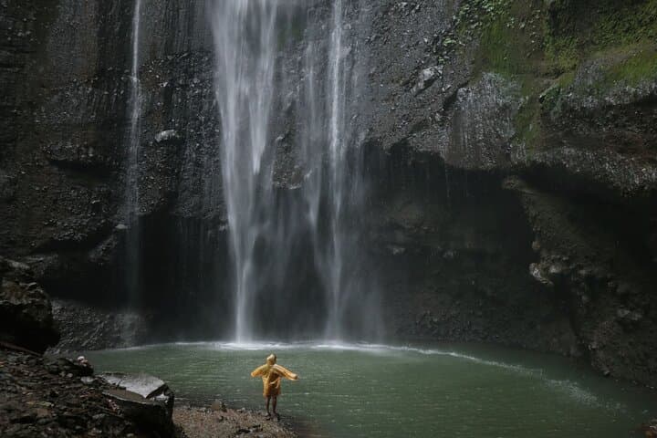 Sunrise at Mount Bromo and Madakaripura Waterfall: 1-Day Tour from Malang