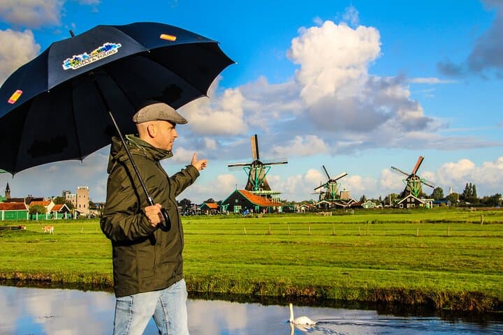 Day Trip from Amsterdam to Zaanse Schans, Edam, Volendam & Marken photo 2