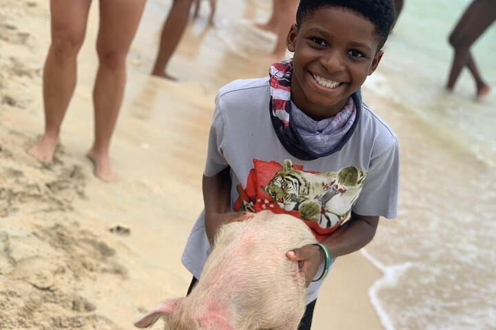 Nassau Private Boat Tour: Snorkel Reefs, Swim with Turtles & Pigs photo 3