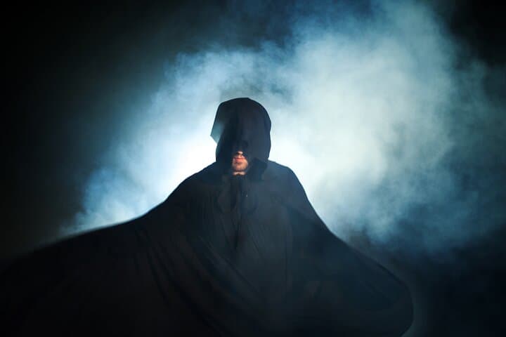 Witches and Warlocks: Intimate Las Vegas Magic Show on the Strip photo 6