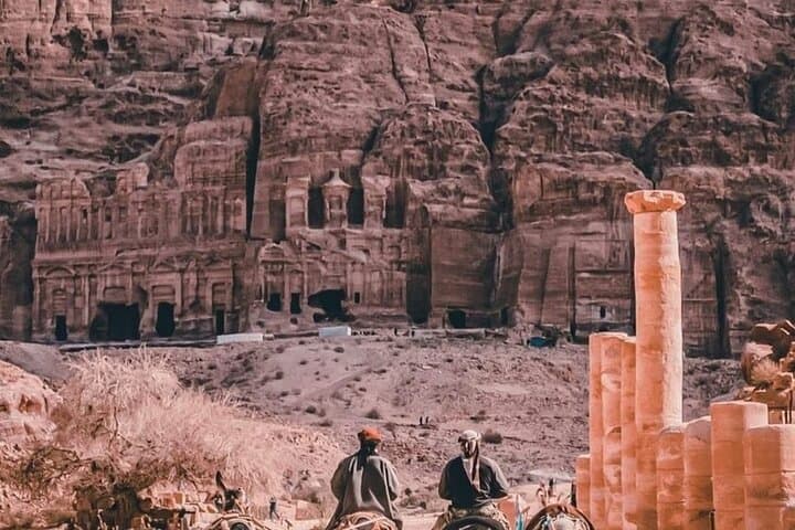 From Aqaba to Petra: Private Full-Day Sightseeing Tour with Lunch photo 5