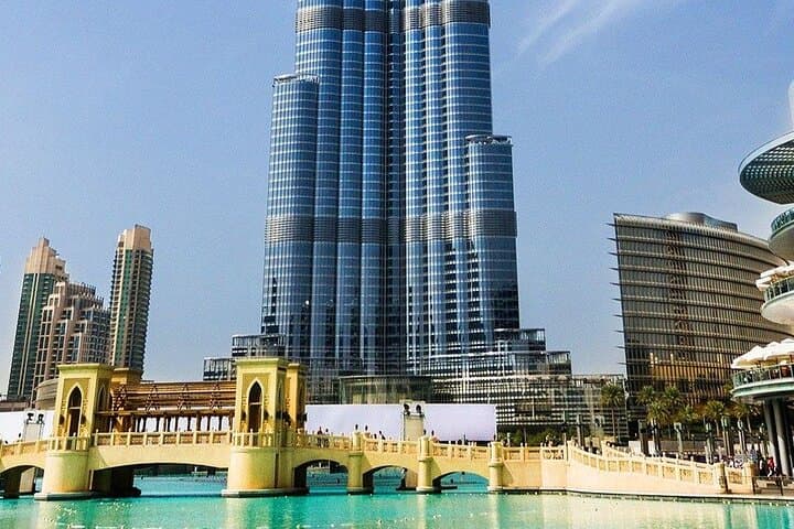 Sky-High Dinner and 124th-Floor Views at Burj Khalifa, Dubai