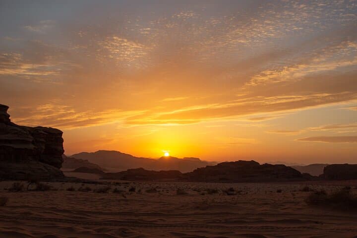 Wadi Rum Desert Sunset Tour — 3-Hour Bedouin Sunset Experience photo 6
