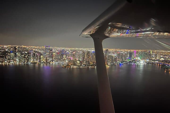 Miami Beach Sunset Flight: 45-Minute Scenic Tour Over Skyline & Keys photo 6