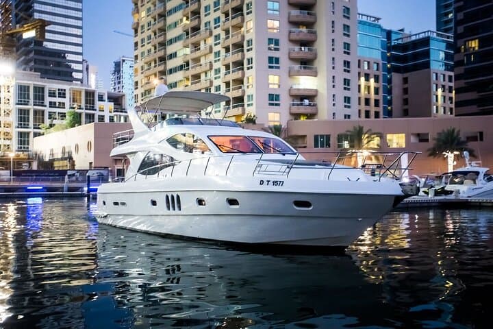 Dubai Marina Luxury Yacht Cruise: Breakfast & BBQ Shared Tour photo 4