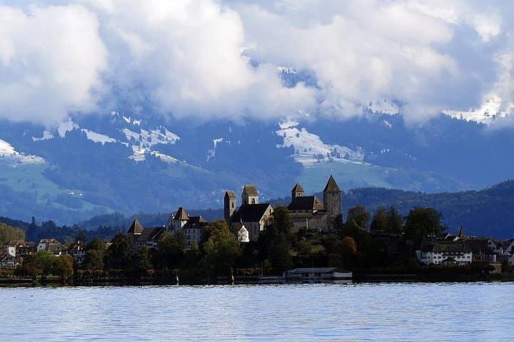 Private Half-Day Tour to Rapperswil from Zurich — Lakefront History & Rose Gardens photo 2