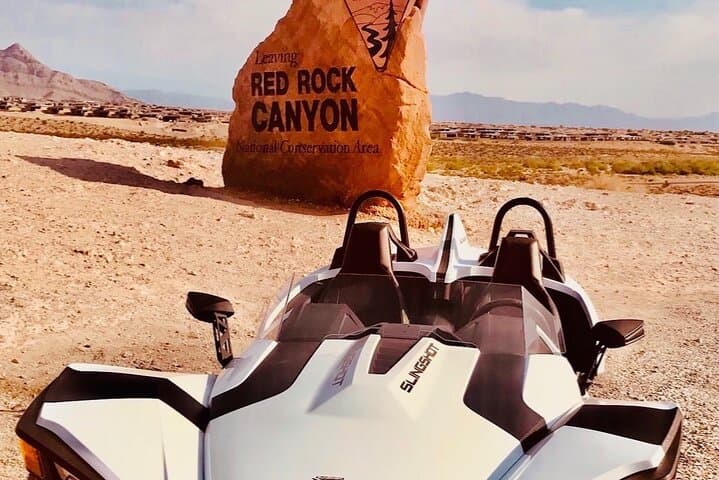 Ride the Red Rocks: Guided Automatic Slingshot Express Tour from Las Vegas