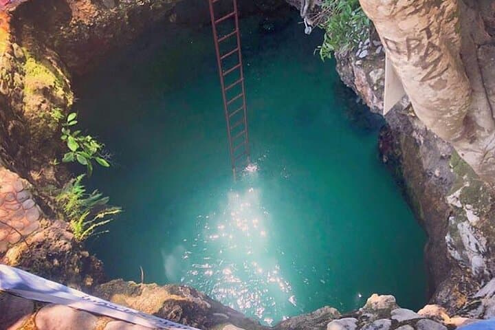 Negril Blue Hole, Seven Mile Beach & Rick's Cafe Private Day Trip
