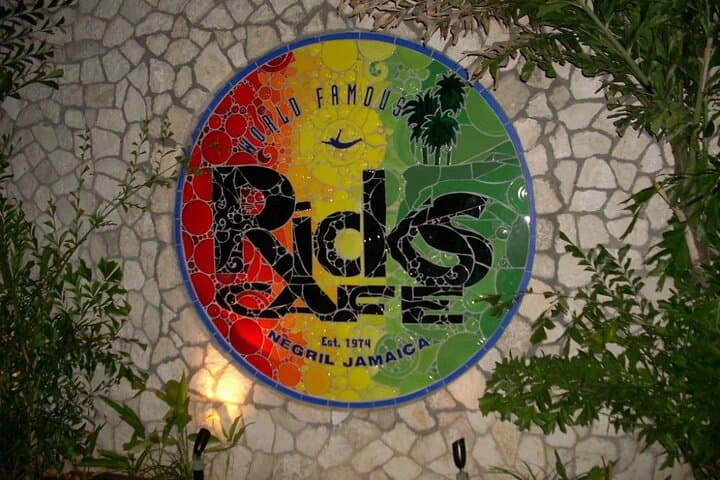 Negril Blue Hole, Seven Mile Beach & Rick's Cafe Private Day Trip photo 5
