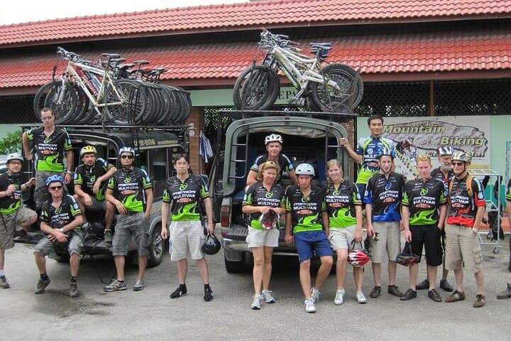 Doi Suthep Beginner Downhill Mountain Biking: Scenic 1,200m Descent to Huay Tung Tao photo 2