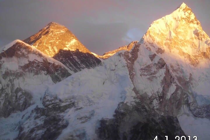 Everest Base Camp Trek: 14-Day Trek to Kalapattar & EBC photo 2