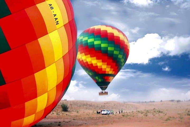 Sunrise Dubai Desert Balloon Ride — Budget-Friendly Flight with Falcon Photo photo 5