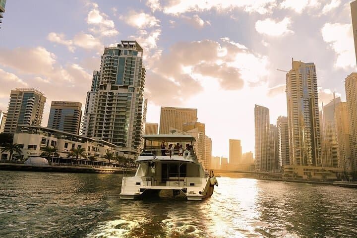 Dubai Marina Luxury Yacht Cruise with Breakfast or BBQ photo 3