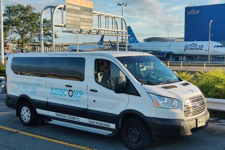 NYC Private Airport Shuttle: Reliable Car Service from JFK, LGA & EWR photo 4