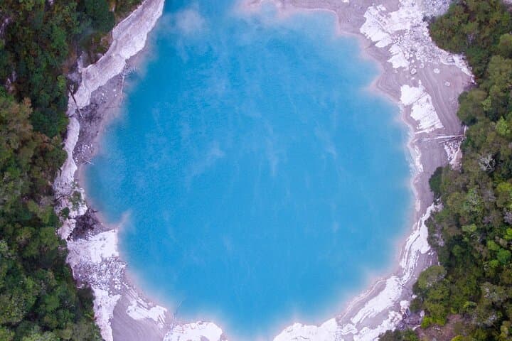 Helicopter Volcanic Extremes: White Island (Whakaari) and Mount Tarawera photo 5