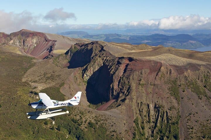 Tarawera Eruption Trail Scenic Flight and Lake Rotoiti Hot Pools photo 2